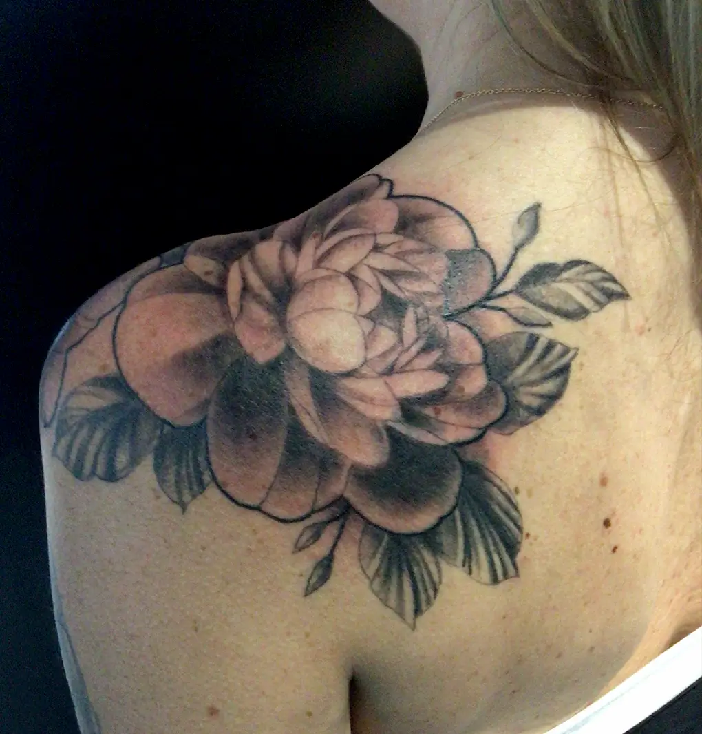 Tatouage fleurs