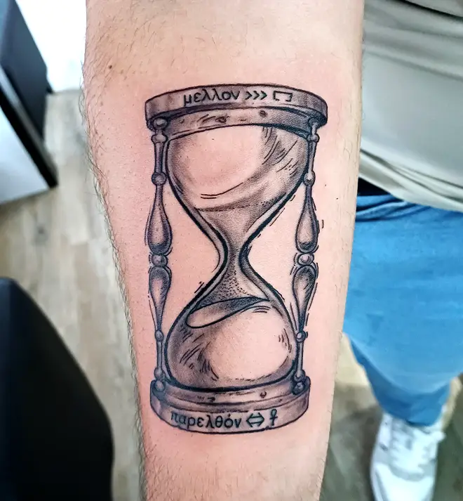 Tatouages avec lettrage et script à Niort